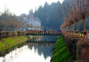 Река в Лугачовице